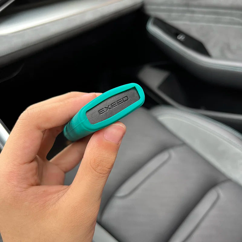 Silicone Key Cover for Chery Tiggo, Arrizo, EQ7, Exeed – Soft Rubber Case + Keychain